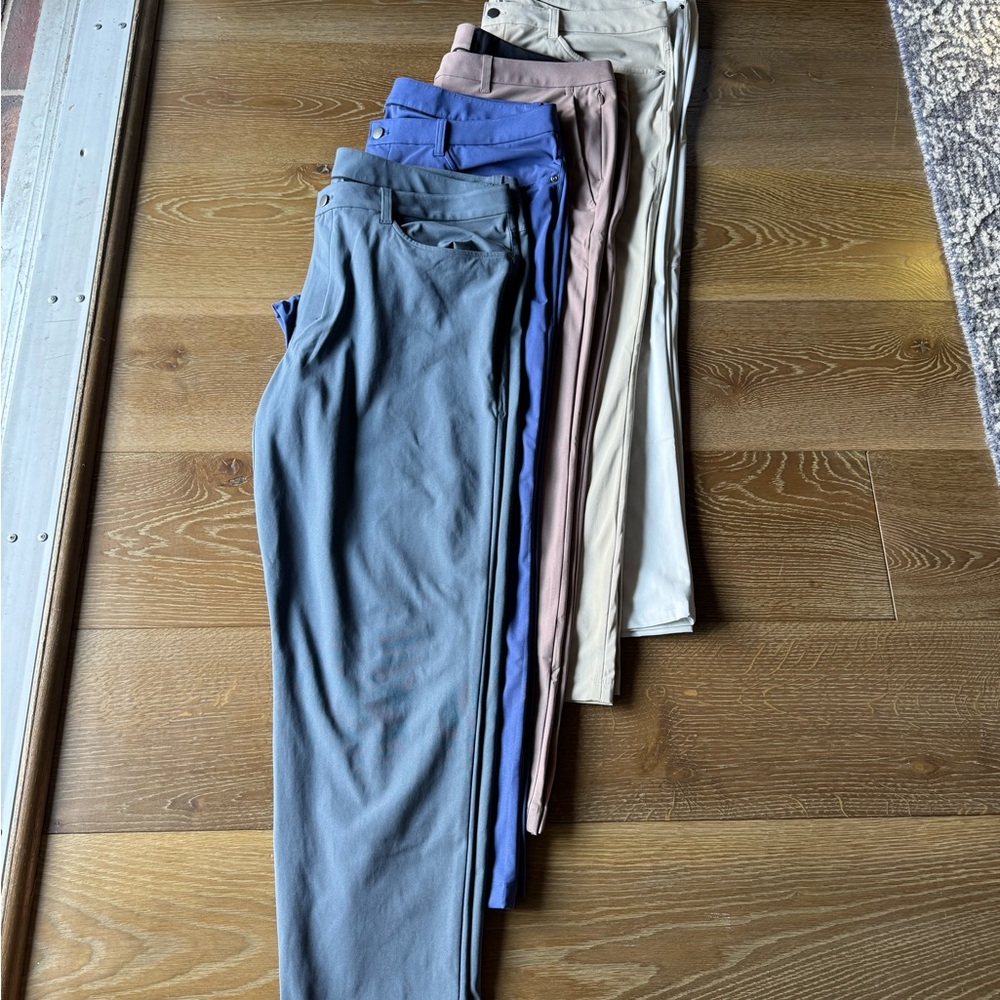 Set of five Lululemon ABC slim-fit pants 40x32